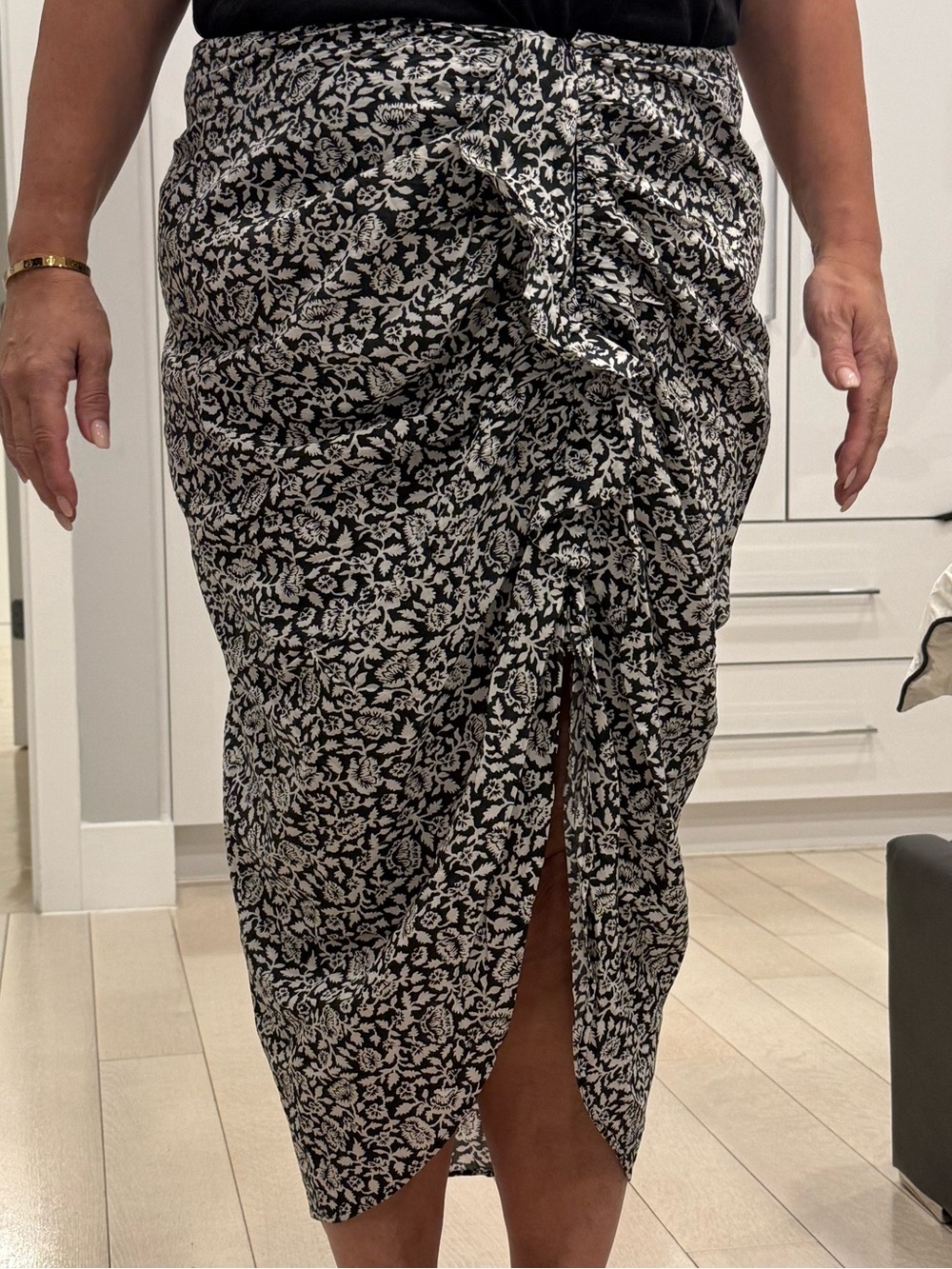 Veronica Beard Black and White Floral Ruched Midi Skirt